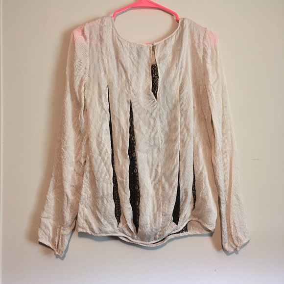 Addison top - Picture 2 of 3